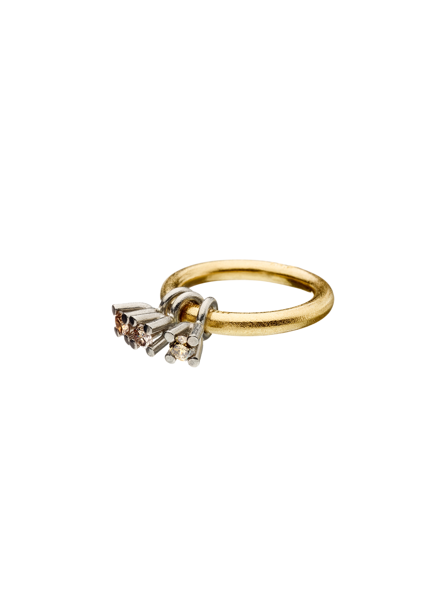 Belle ring in 18k yellow and white gold with 0.60ct coffee diamond